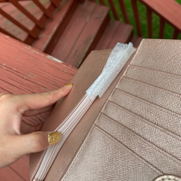 NWT KATE SPADE LAUREL WAY ROSE GOLD WINNI - Picture 4 of 6